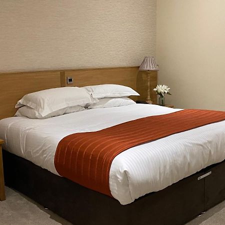 The City Hotel Dunfermline Ngoại thất bức ảnh