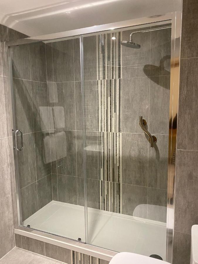 The City Hotel Dunfermline Ngoại thất bức ảnh