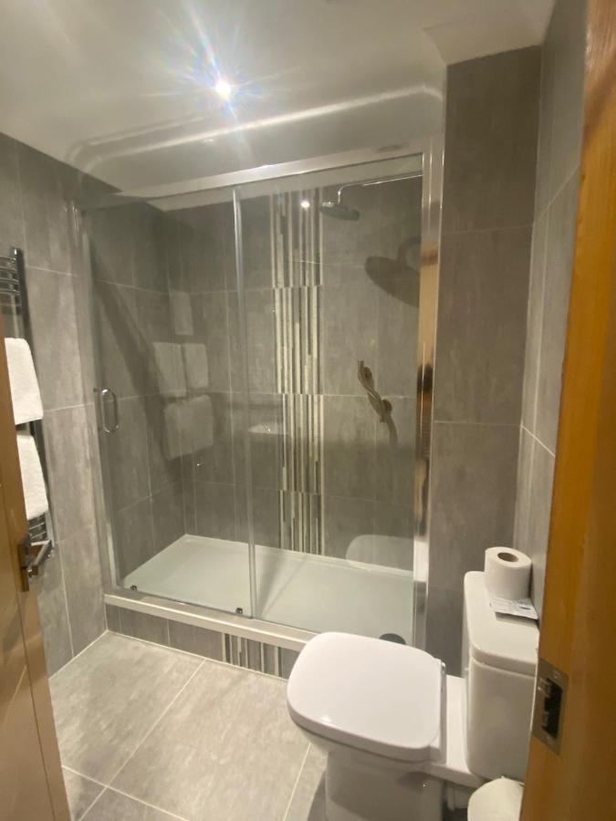 The City Hotel Dunfermline Ngoại thất bức ảnh