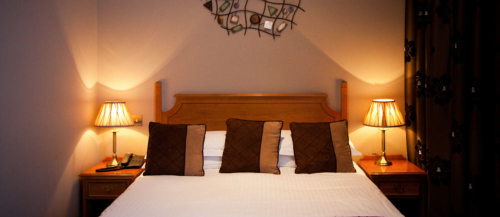 The City Hotel Dunfermline Ngoại thất bức ảnh